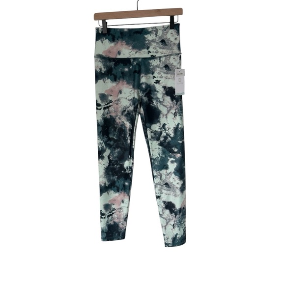 NWT Balance Collective Women’s Printed Leggings - Picture 6 of 8